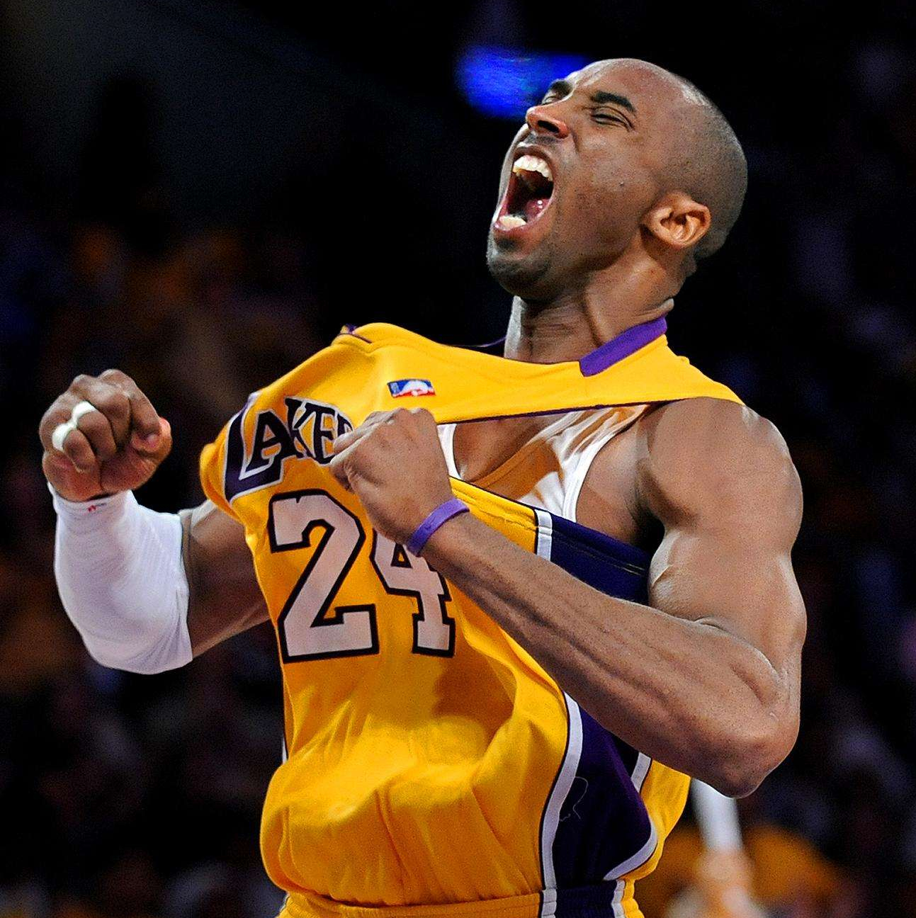 穆斯利奇：埃弗斯堡是难搞的对手，球队会帮助年轻球员成长（穆斯利奇：埃弗斯堡是块硬骨头，球队将助年轻球员成长）