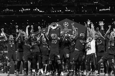 去年12月遭遇心脏骤停，博韦：我正在为一年内重返赛场而努力（博韦谈去岁12月心脏骤停：正全力争取一年内复出）