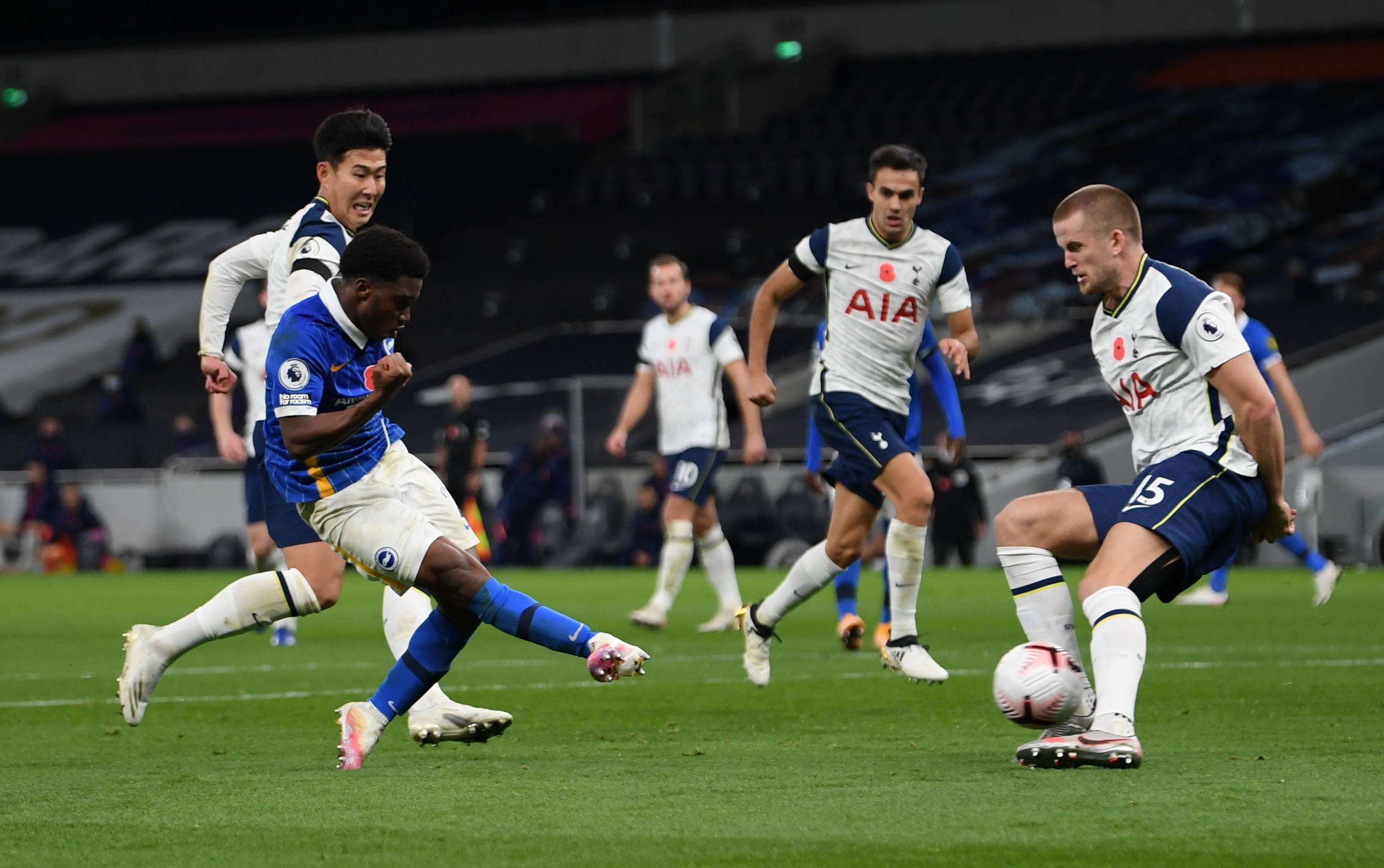 拉米罗：球队更衣室非常团结；希望用实际行动感谢球迷的支持（拉米罗：更衣室高度团结，盼以行动回馈球迷支持）