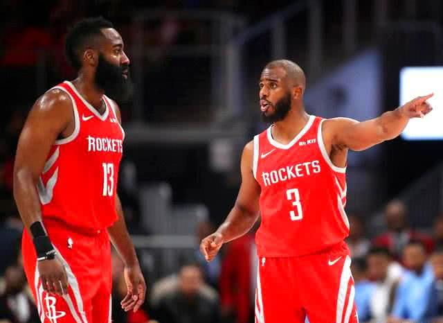 中国U22vs越南U22：拜合拉木、徐彬先发，胡荷韬、贺一然出战（中国U22对阵越南U22：拜合拉木、徐彬首发，胡荷韬、贺一然登场）