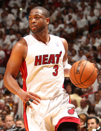 日职乙前瞻：爱媛FC提前降级，熊本深红客战能力糟糕（J2联赛前瞻：爱媛FC已提前降级，熊本深红客场表现低迷）