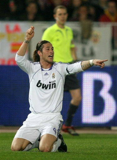 前12居然没有罗哥的名场面，按理来说哪怕硬投，凭...（前12竟无罗哥高光，按理说就算硬投也该占一席）