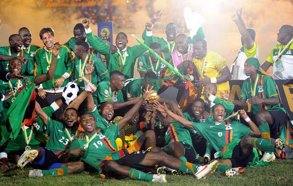 萨拉维亚：恩里克打造球队的方式非常出色，他尊重每一位球员（萨拉维亚盛赞恩里克：建队方式出众，尊重每位球员）