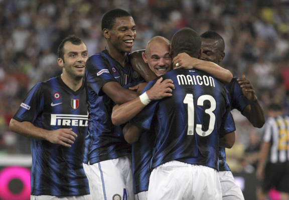 埃迪·豪：我们今天防守做得不好，换乔林顿因为他腹股沟有伤（埃迪·豪称今日防守不达标，乔林顿因腹股沟伤势被换下）