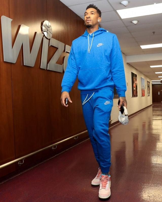 每体：巴萨考虑明年夏天去巴西进行季前训练和比赛（每体：巴萨或于明夏赴巴西进行季前备战与热身赛）